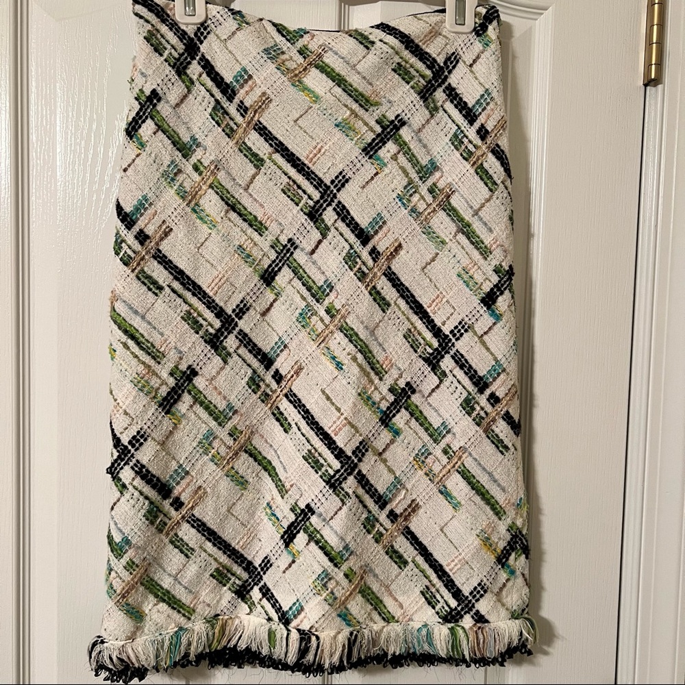 Dana Buchman size 4 tweed skirt